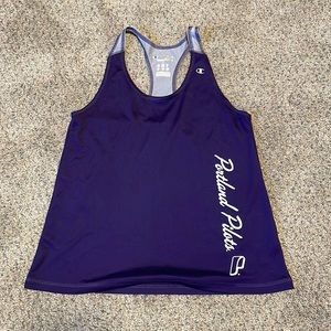 Portland pilots workout top